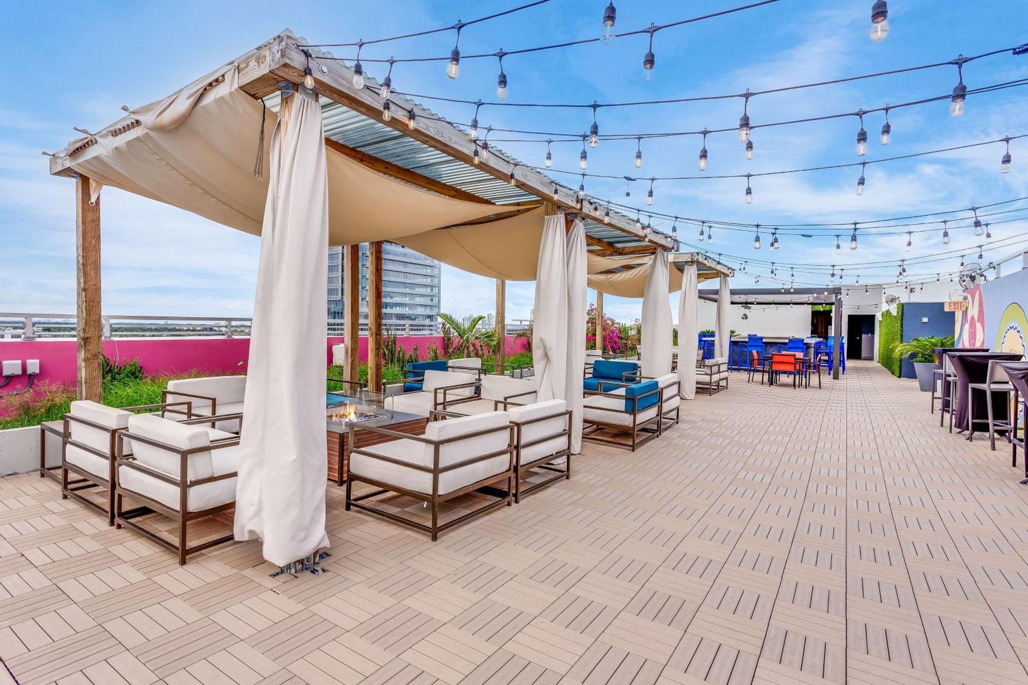 Serena Hotel Aventura Miami, Tapestry Collection By Hilton Exterior foto